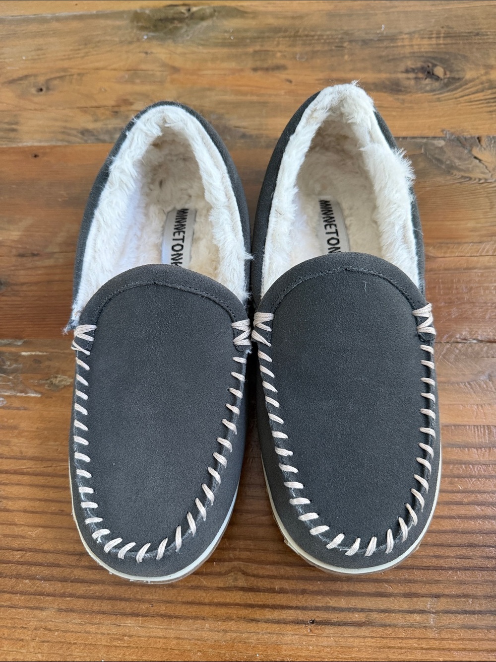 Minnetonka Slippers